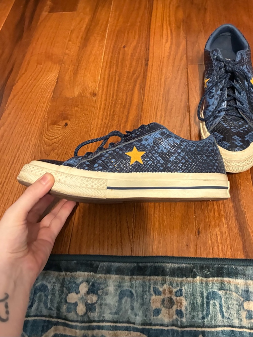 Converse Sneakers with Yellow star Accent - Picture 4 of 5